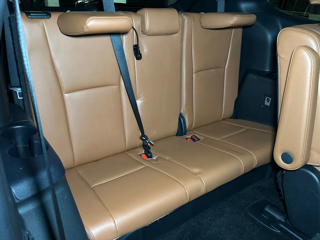 Used 2023 Toyota Highlander Platinum FWD image 15