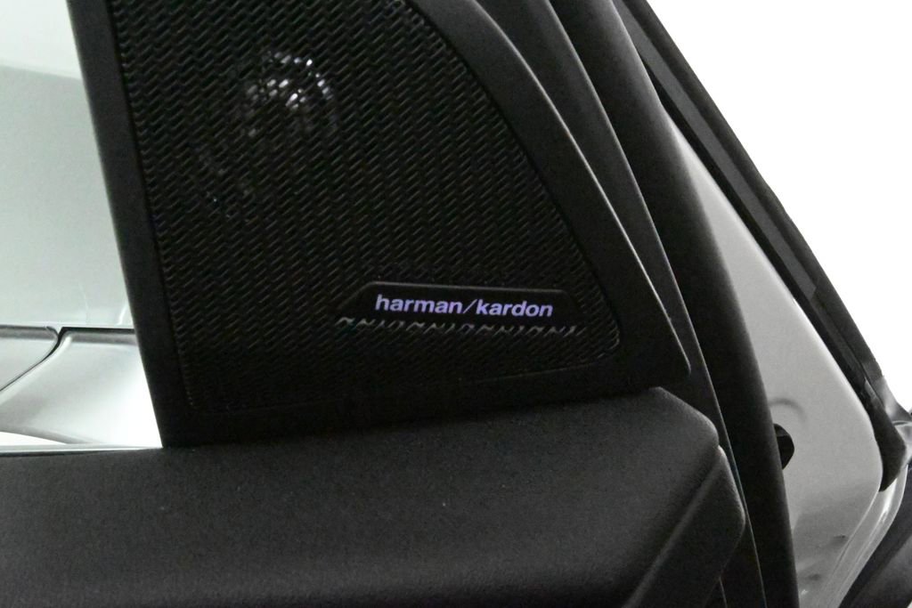 Used 2025 BMW X3 xDrive30i w/ Premium Package image 31