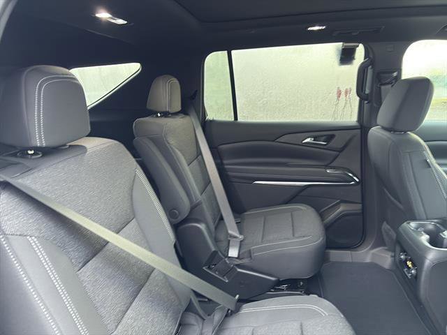 New 2026 Chevrolet Traverse LT w/ Sun and Wheel Package image 10