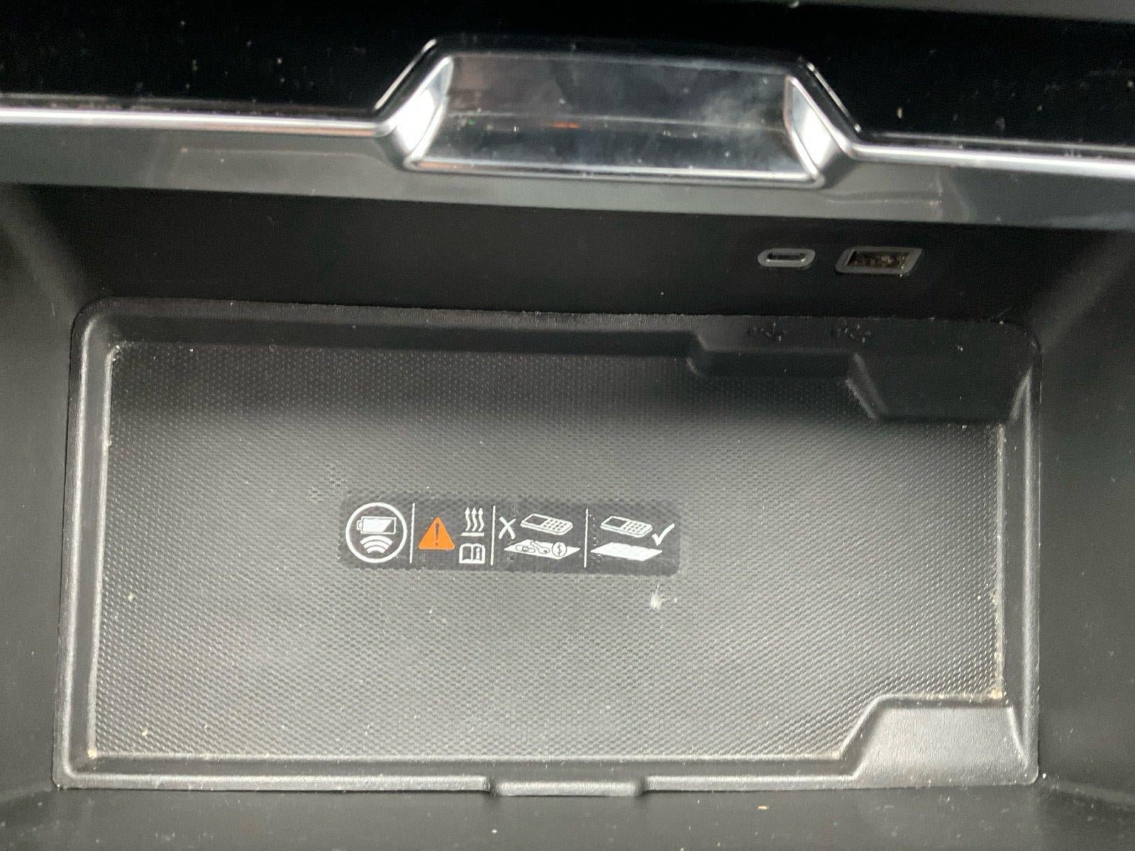 Certified 2025 GMC Yukon XL Denali AWD/4WD image 16