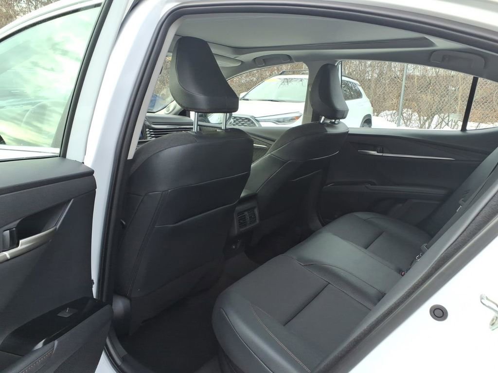 Used 2025 Toyota Camry XLE w/ Premium Package image 28