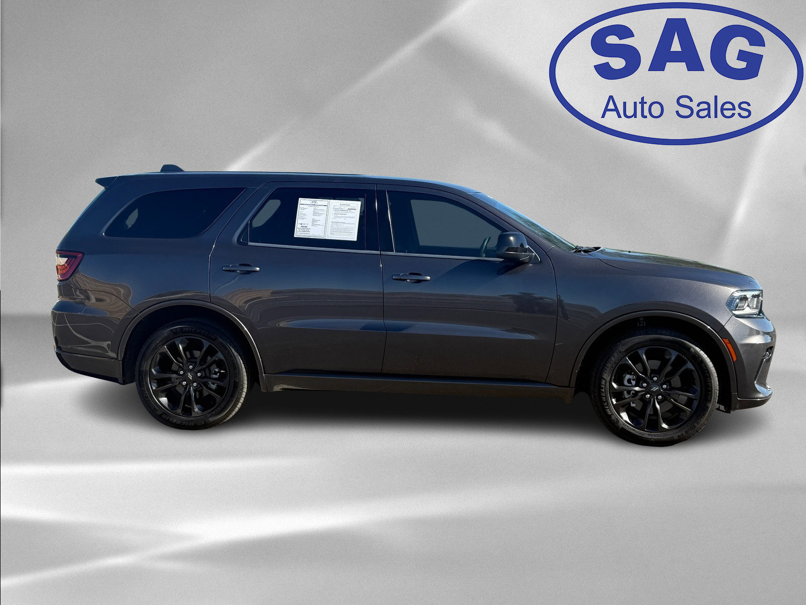 Used 2021 Dodge Durango SXT image 3