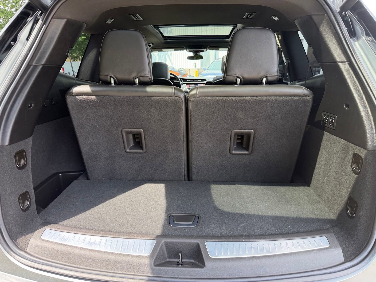 Used 2023 Cadillac XT6 Premium Luxury AWD/4WD image 13