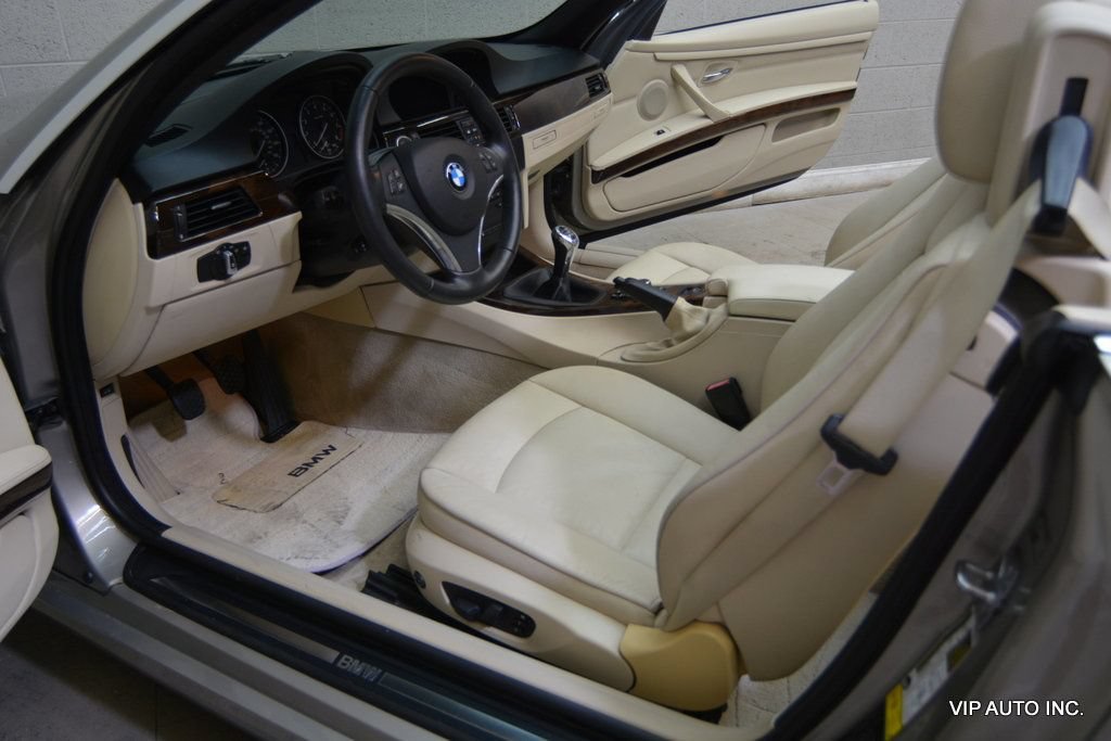 Used 2011 BMW 328i Convertible RWD image 24