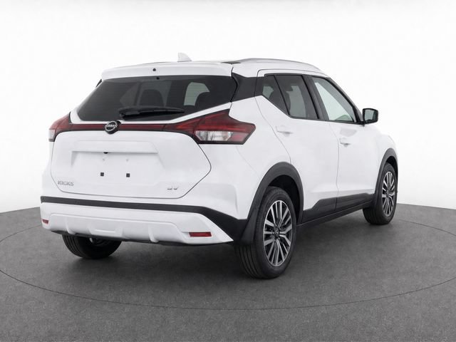 Used 2024 Nissan Kicks SV FWD image 5
