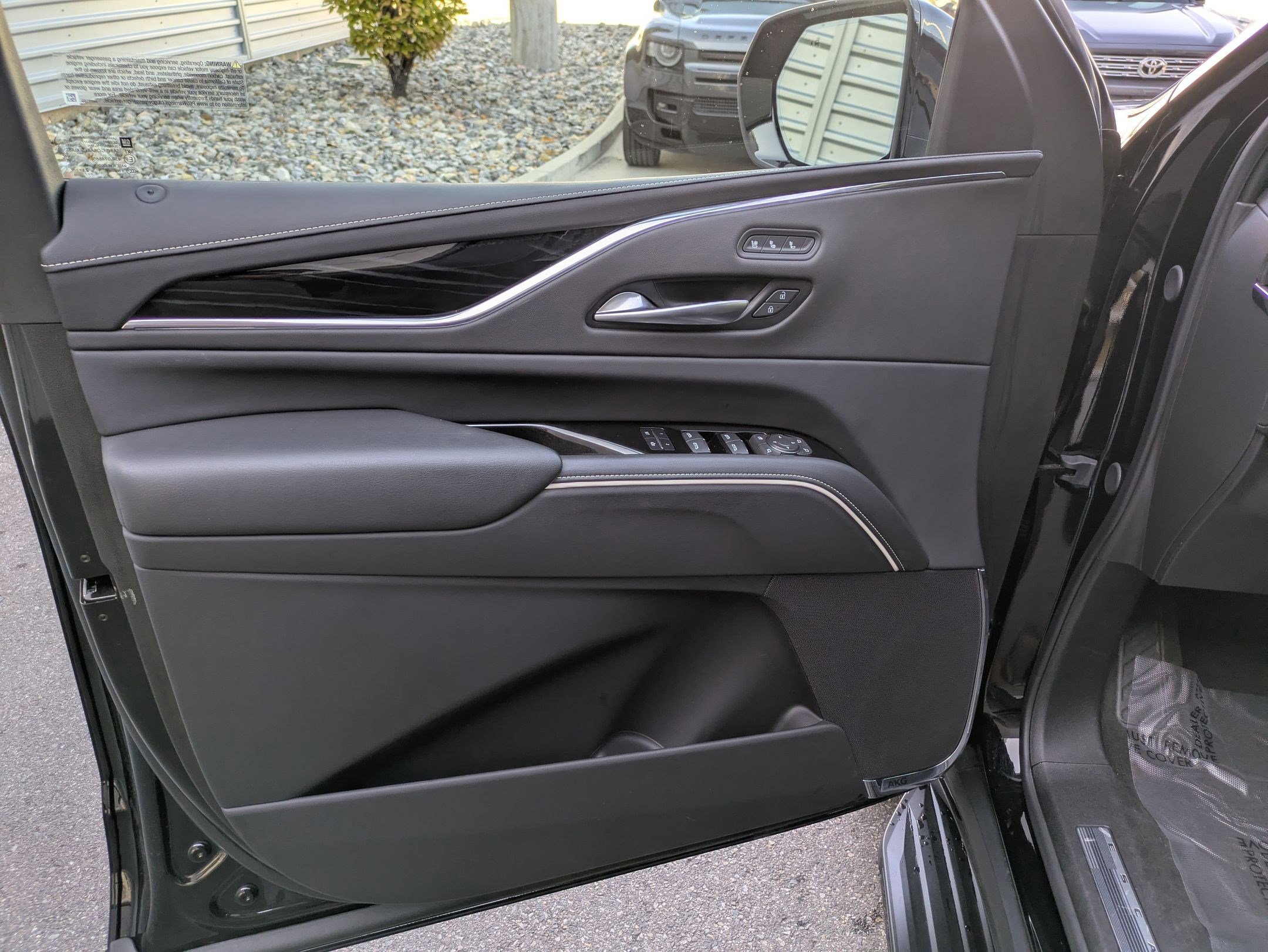 Used 2024 Cadillac Escalade Sport image 12