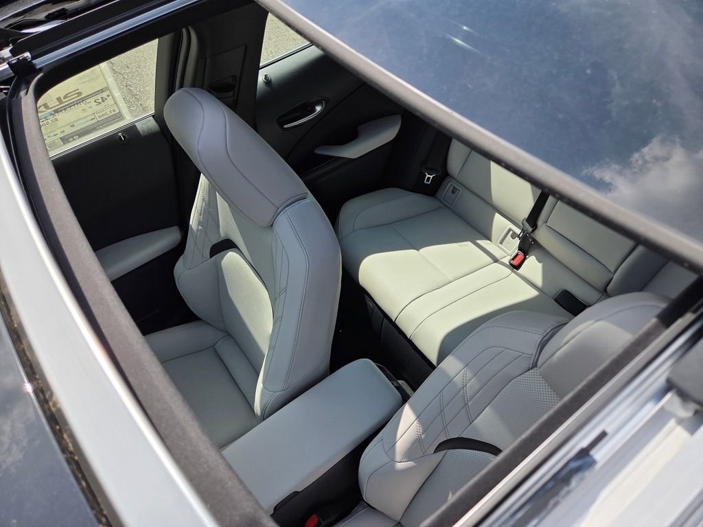 New 2026 Lexus UX 300h AWD image 9