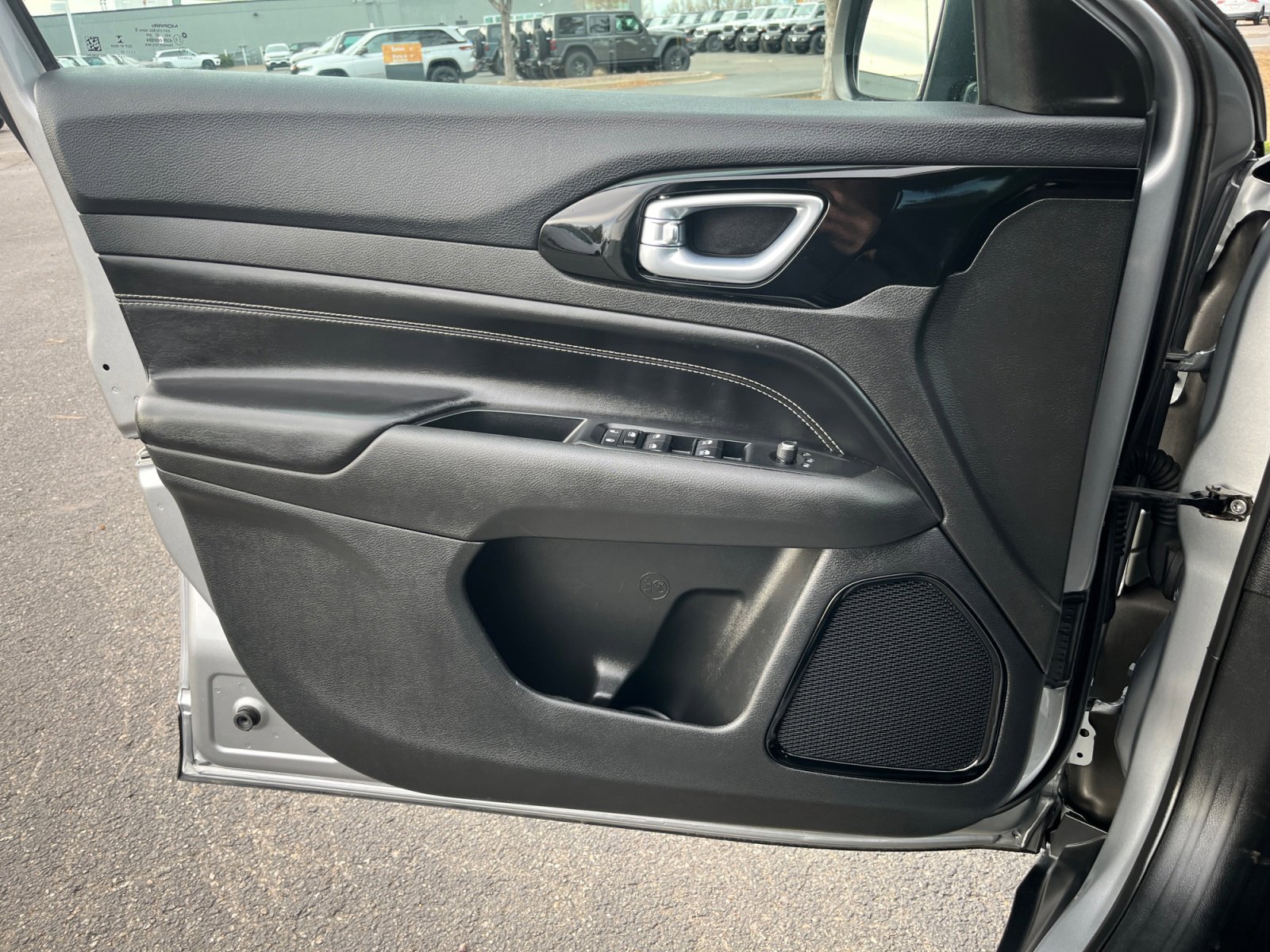 Used 2022 Jeep Compass Altitude w/ Convenience Group image 13