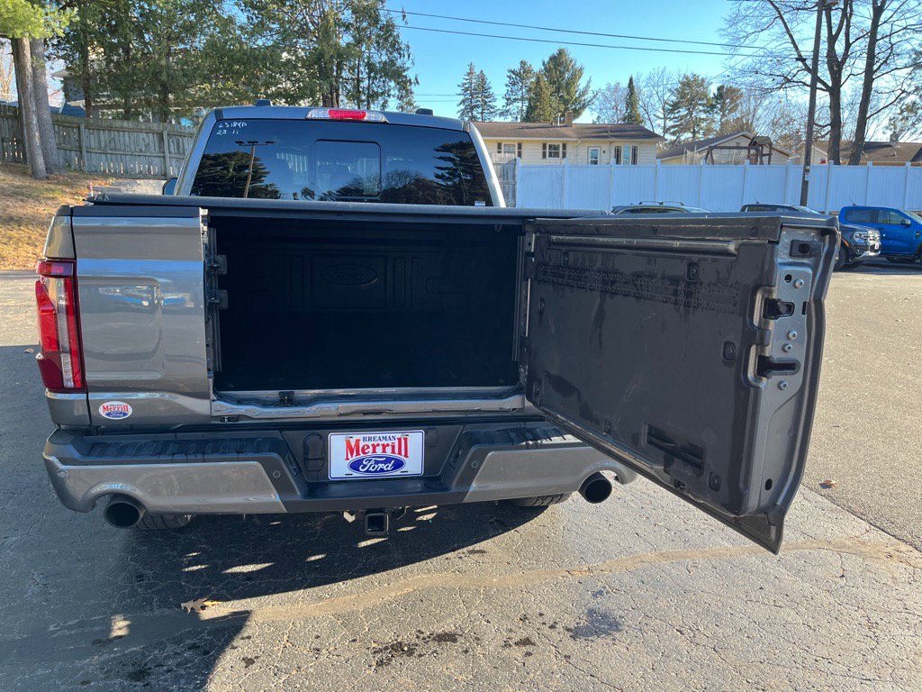 Used 2025 Ford F150 Lariat w/ Equipment Group 501A Mid image 8