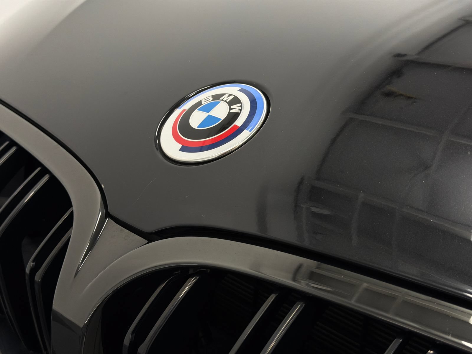 Used 2023 BMW M8 Competition w/ M Carbon Exterior Package AWD/4WD image 14
