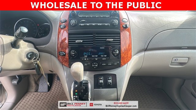 Used 2008 Toyota Sienna XLE image 15