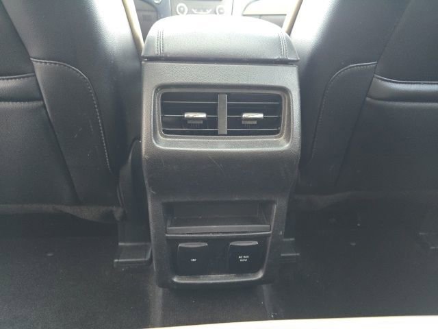 Used 2016 Ford Edge SEL w/ Equipment Group 201A image 30