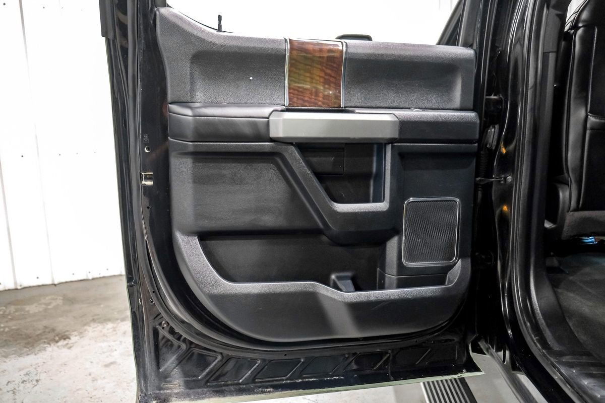 Used 2017 Ford F350 Platinum w/ Platinum Ultimate Package image 46