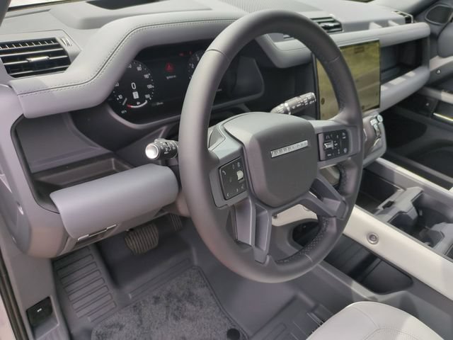 New 2026 Land Rover Defender 130 X-Dynamic SE AWD/4WD image 7