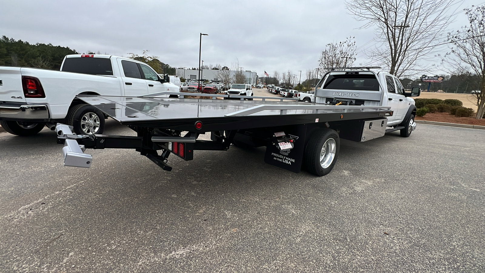 Used 2025 RAM 5500 Tradesman w/ Safety Group image 8