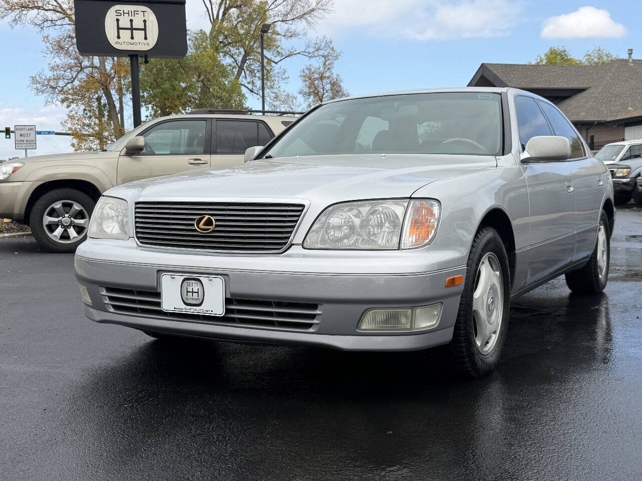 Used 1998 Lexus LS 400 RWD image 3