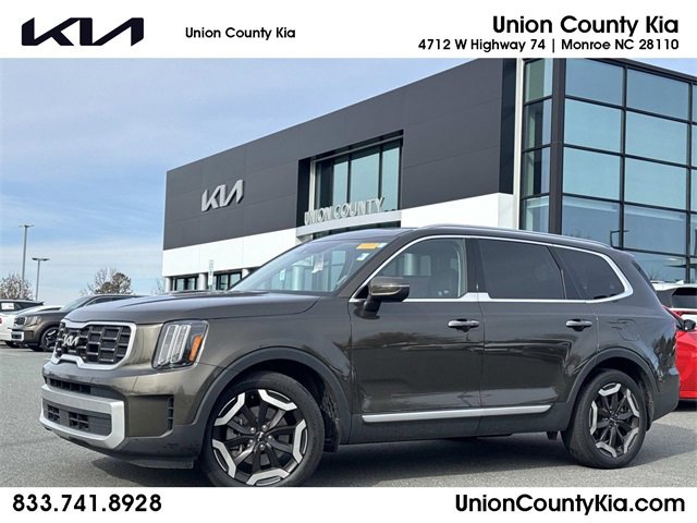 Certified 2023 Kia Telluride S w/ S Sunroof Package