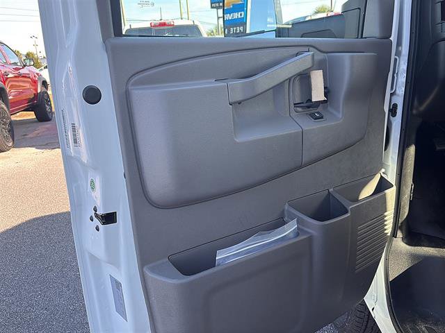 New 2026 Chevrolet Express 4500 w/ Power Convenience Package RWD image 28