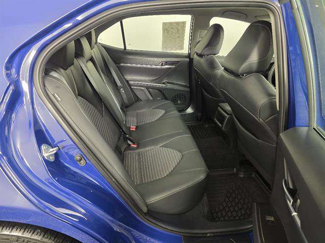 Used 2024 Toyota Camry SE AWD/4WD image 16