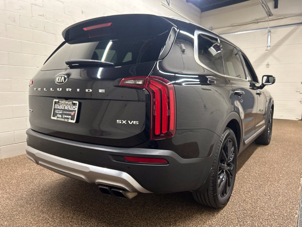 Used 2020 Kia Telluride SX w/ SX Prestige Package AWD/4WD image 2