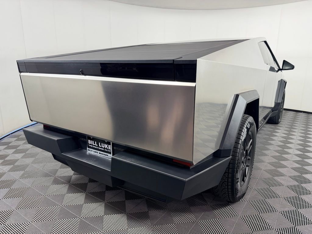 Used 2025 Tesla Cybertruck AWD Crew Cab image 5