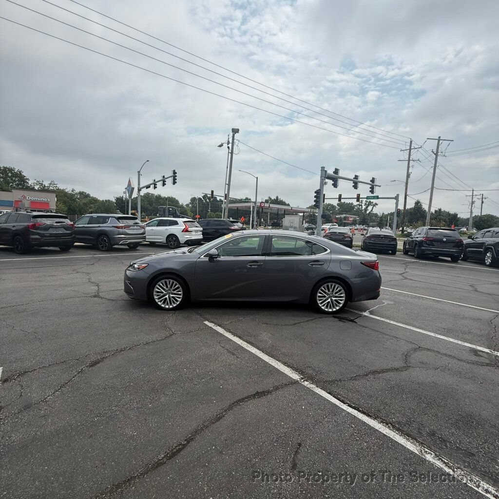 Used 2018 Lexus ES 350 w/ Luxury Package w/Wood Trim FWD image 8