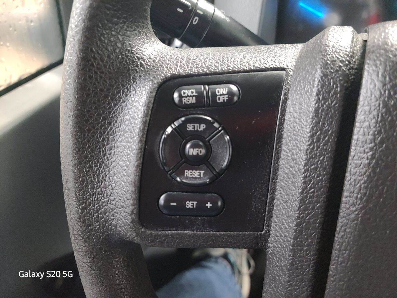 Used 2015 Ford F250 XL w/ Snow Plow Prep Package image 27