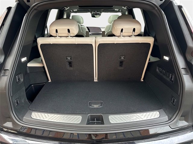 New 2026 Cadillac Vistiq Sport image 8