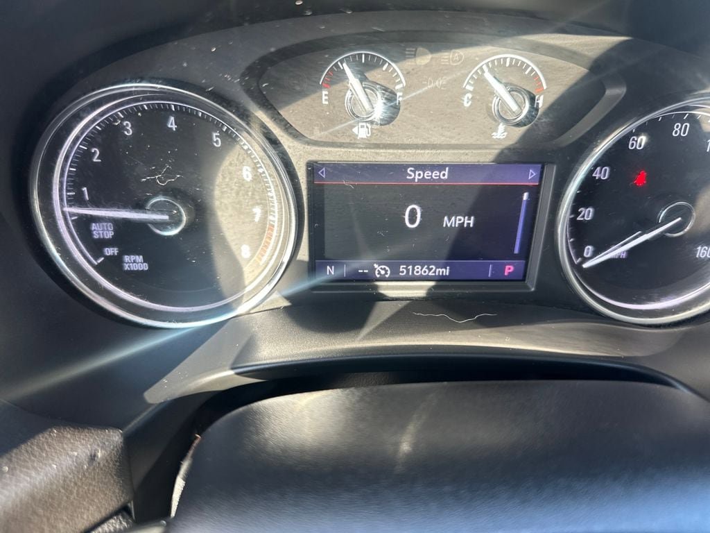 Used 2023 Buick Enclave Essence image 16