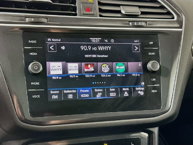 Certified 2024 Volkswagen Tiguan SE AWD/4WD image 14