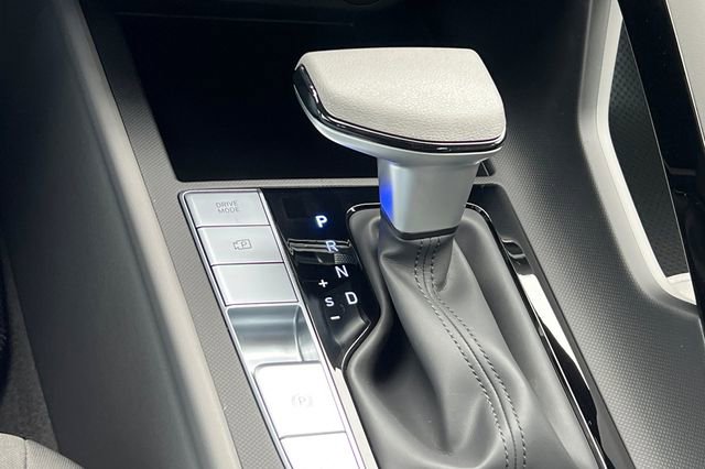 New 2026 Hyundai Elantra Hybrid FWD image 19