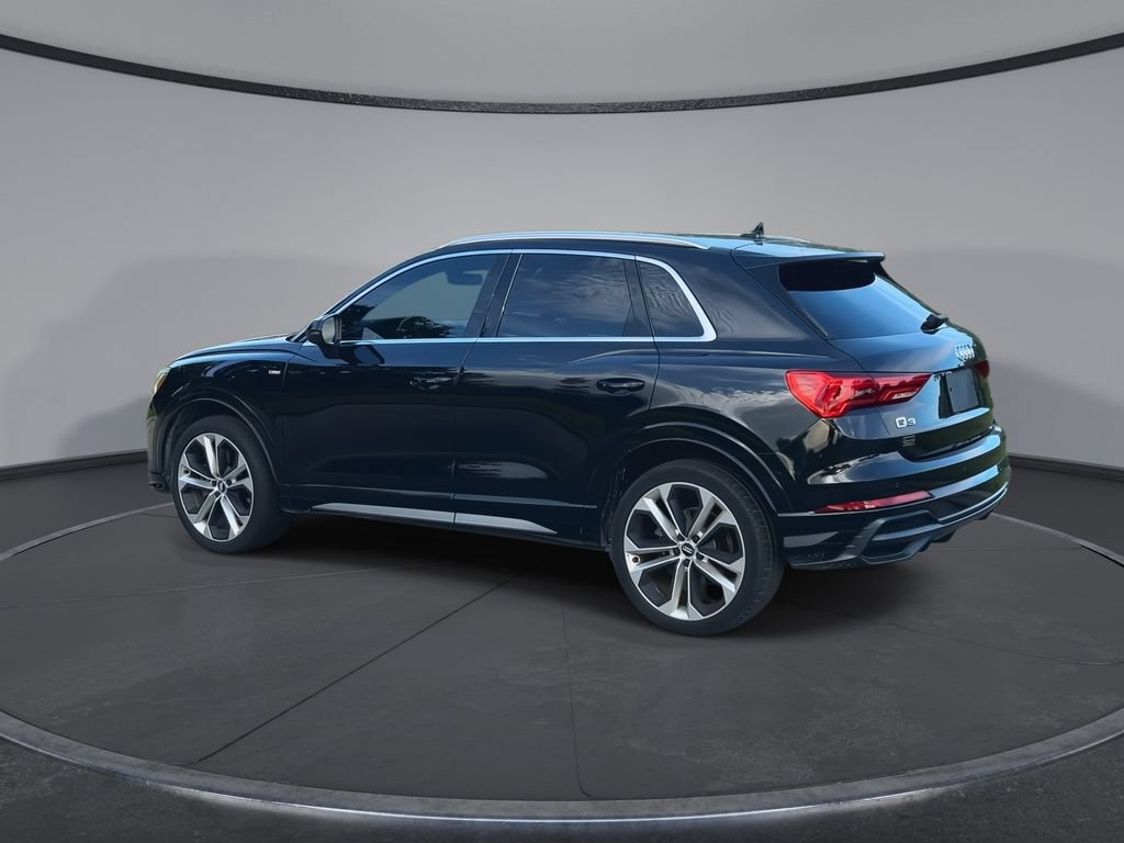 Used 2020 Audi Q3 2.0T Premium Plus w/ Premium Plus Package AWD/4WD image 6