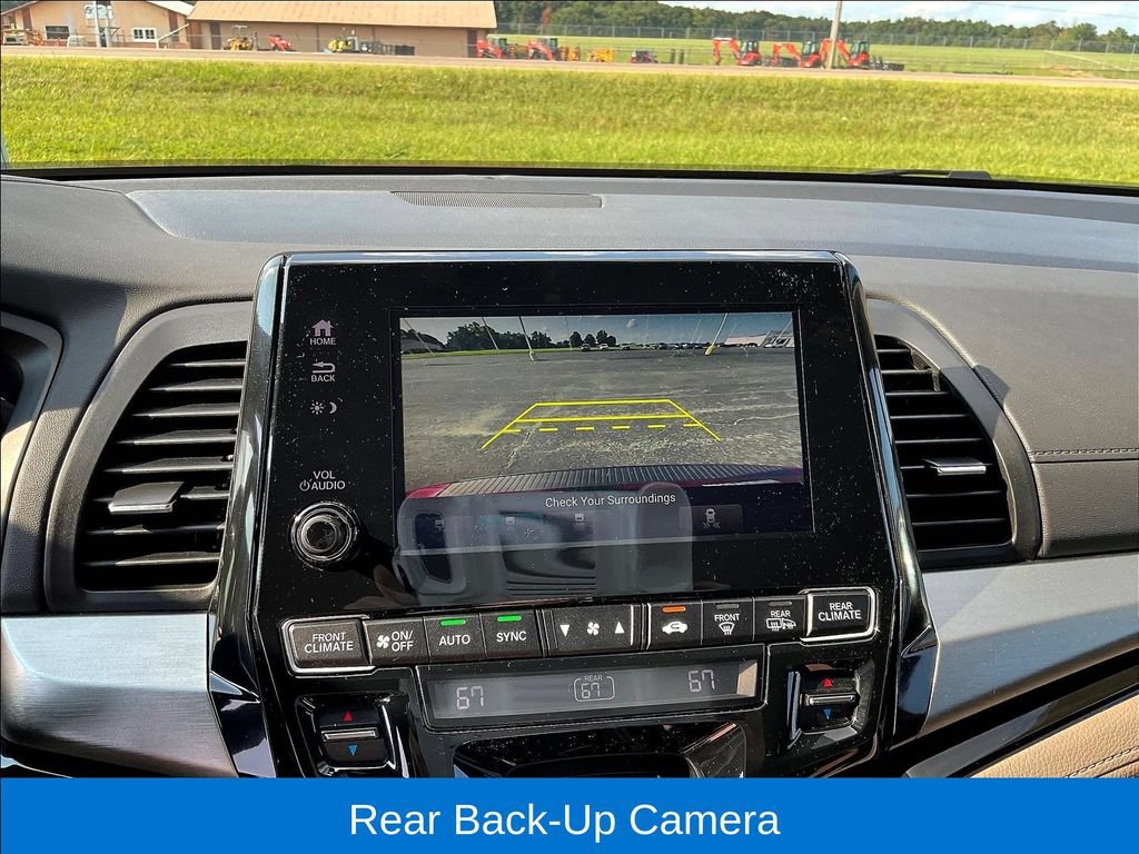 Certified 2022 Honda Odyssey Touring image 16