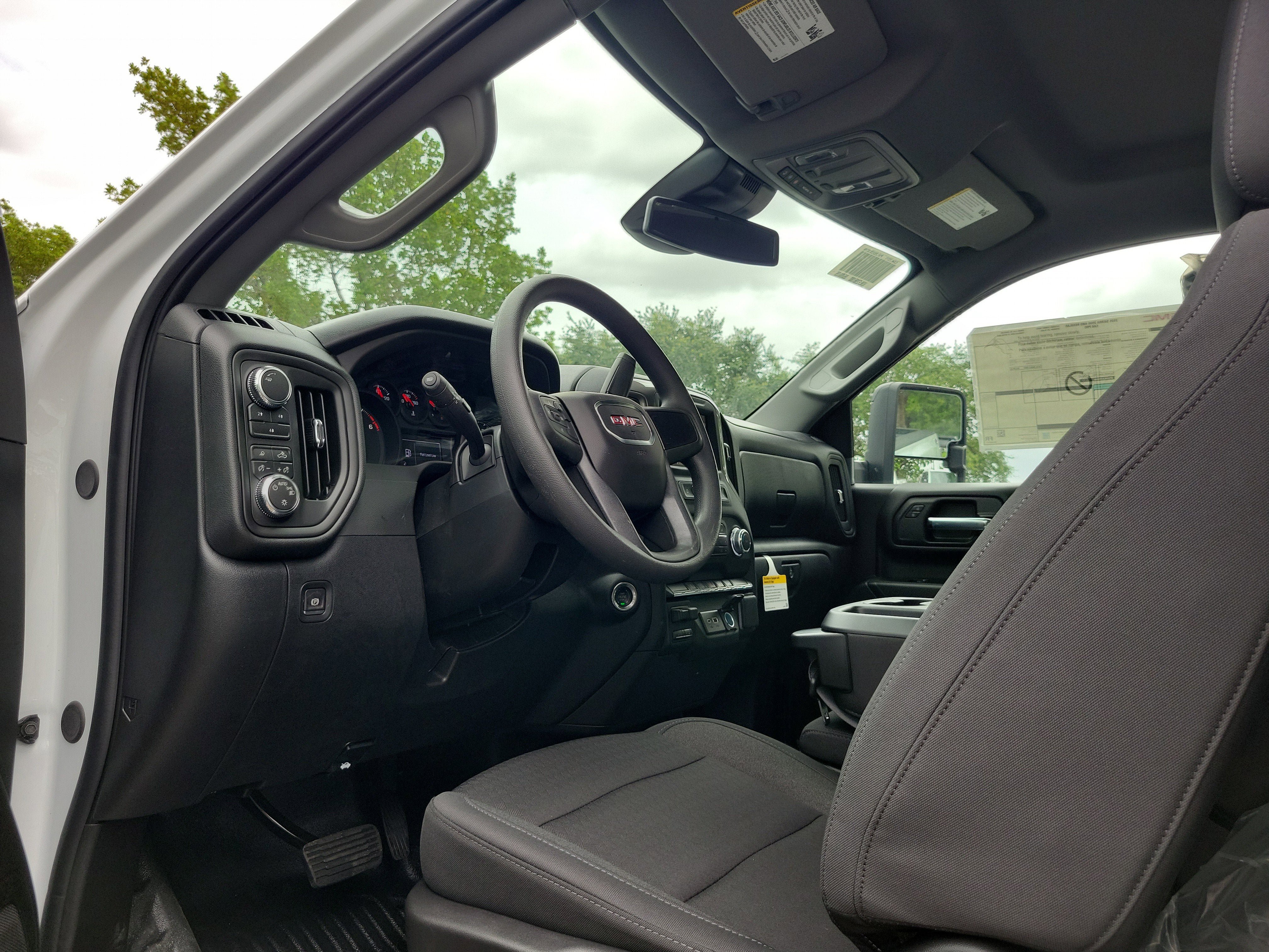 New 2026 GMC Sierra 2500 Pro w/ Convenience Package AWD/4WD image 6