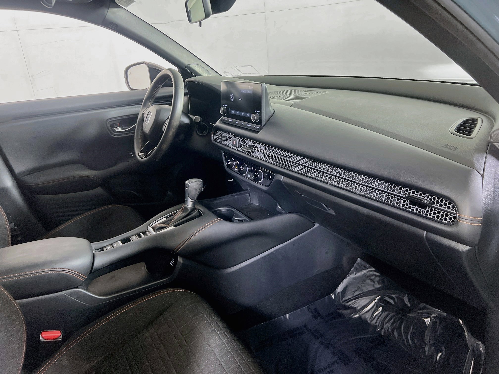 Used 2023 Honda HR-V Sport image 27