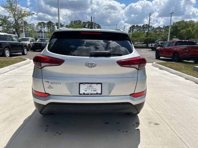 Used 2016 Hyundai Tucson SE w/ Option Group 02 FWD image 5
