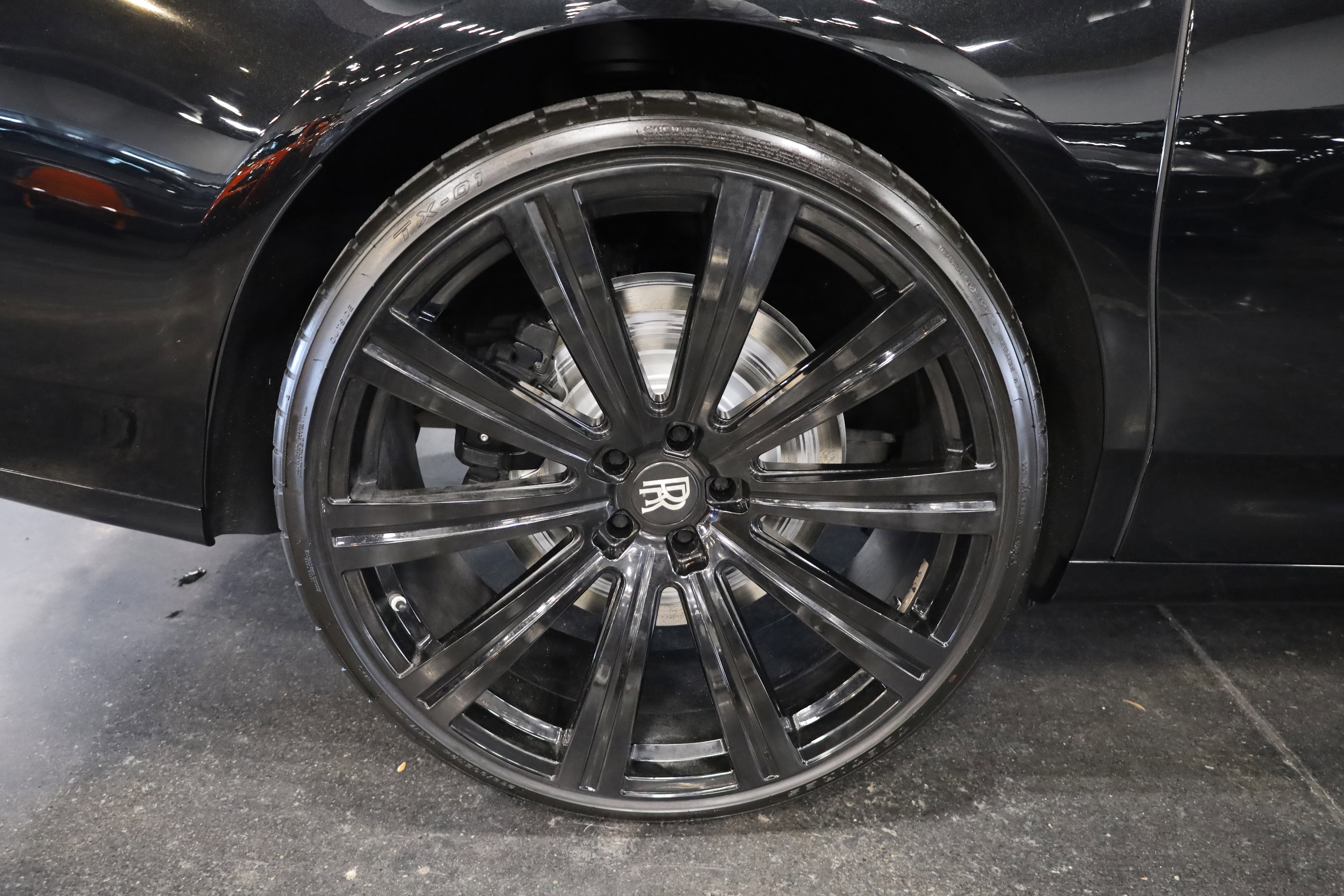 Used 2015 Rolls-Royce Ghost Base image 11