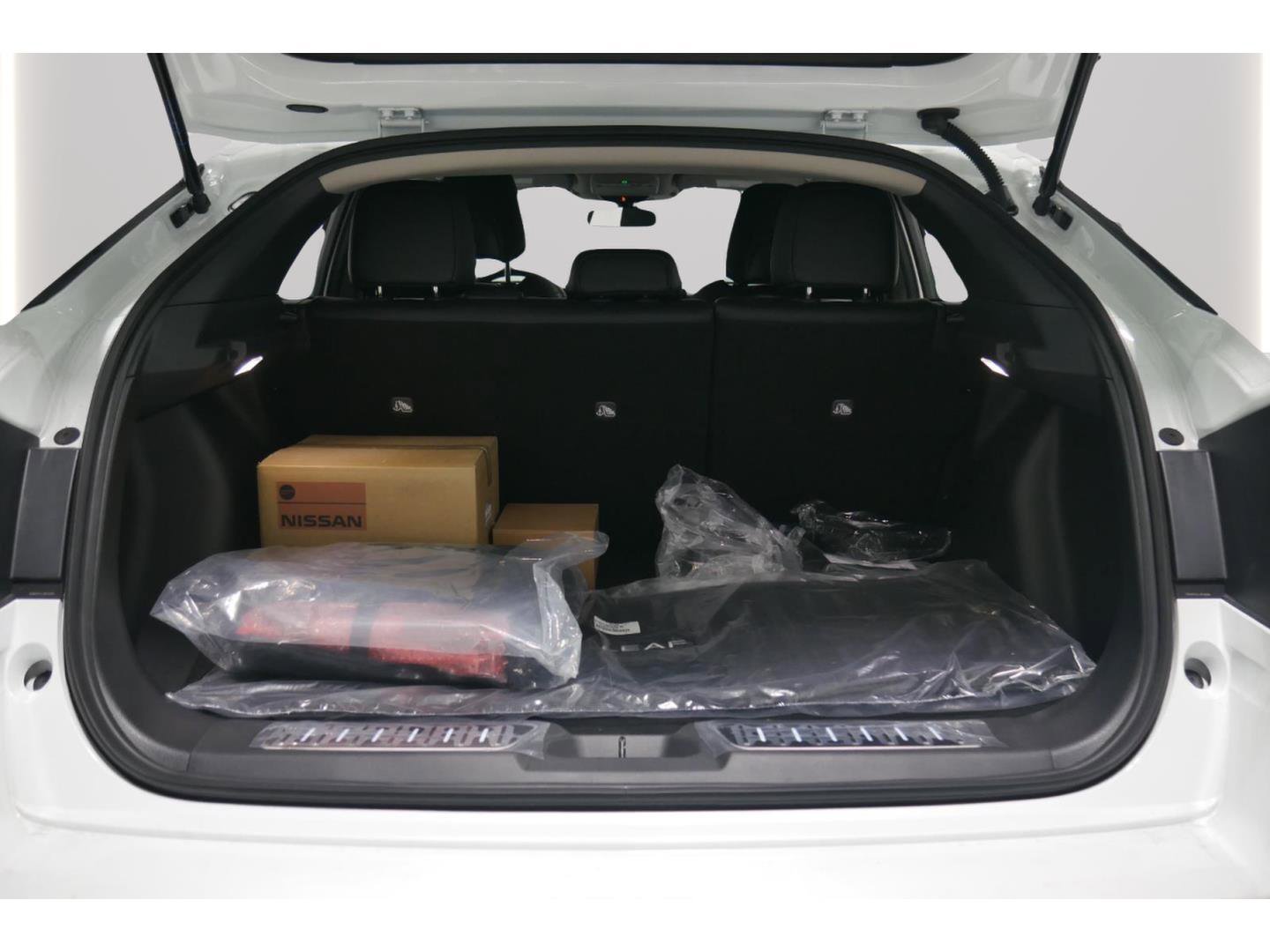 New 2026 Nissan Leaf SV+ w/ Illuminated Package image 25