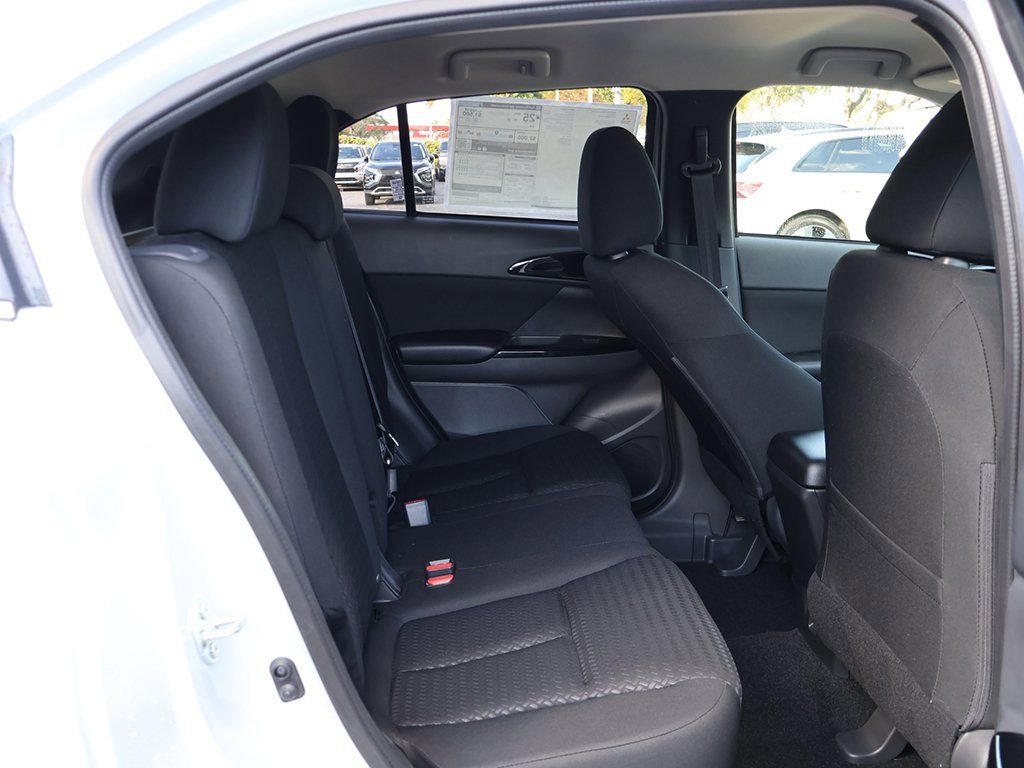 New 2026 Mitsubishi Eclipse Cross LE image 31