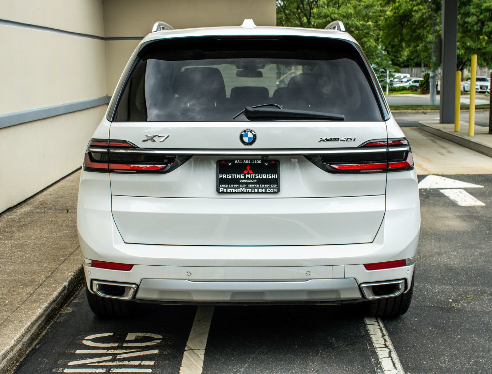 Used 2024 BMW X7 xDrive40i AWD/4WD image 6