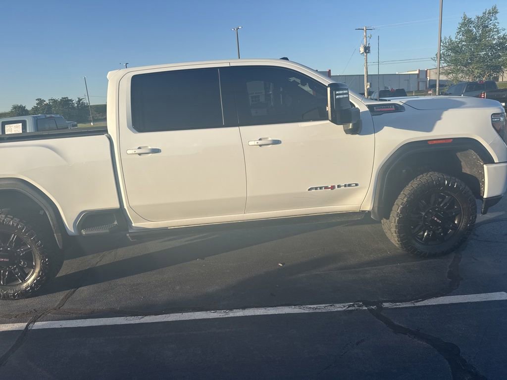 Used 2023 GMC Sierra 2500 AT4 w/ AT4 Premium Plus Package AWD/4WD image 5