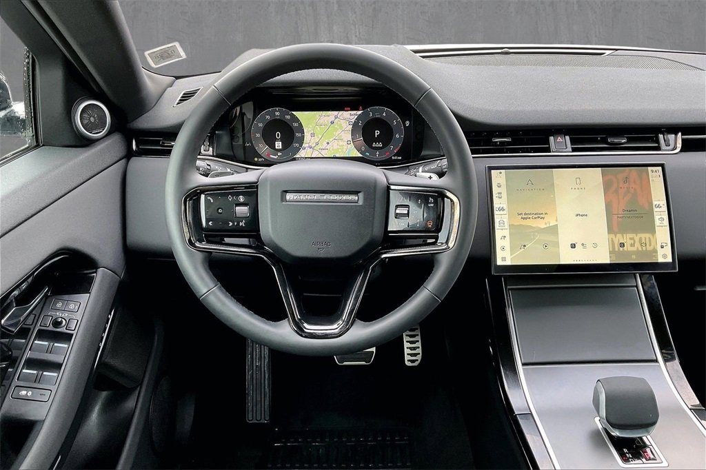 Used 2025 Land Rover Range Rover Evoque Dynamic SE image 8