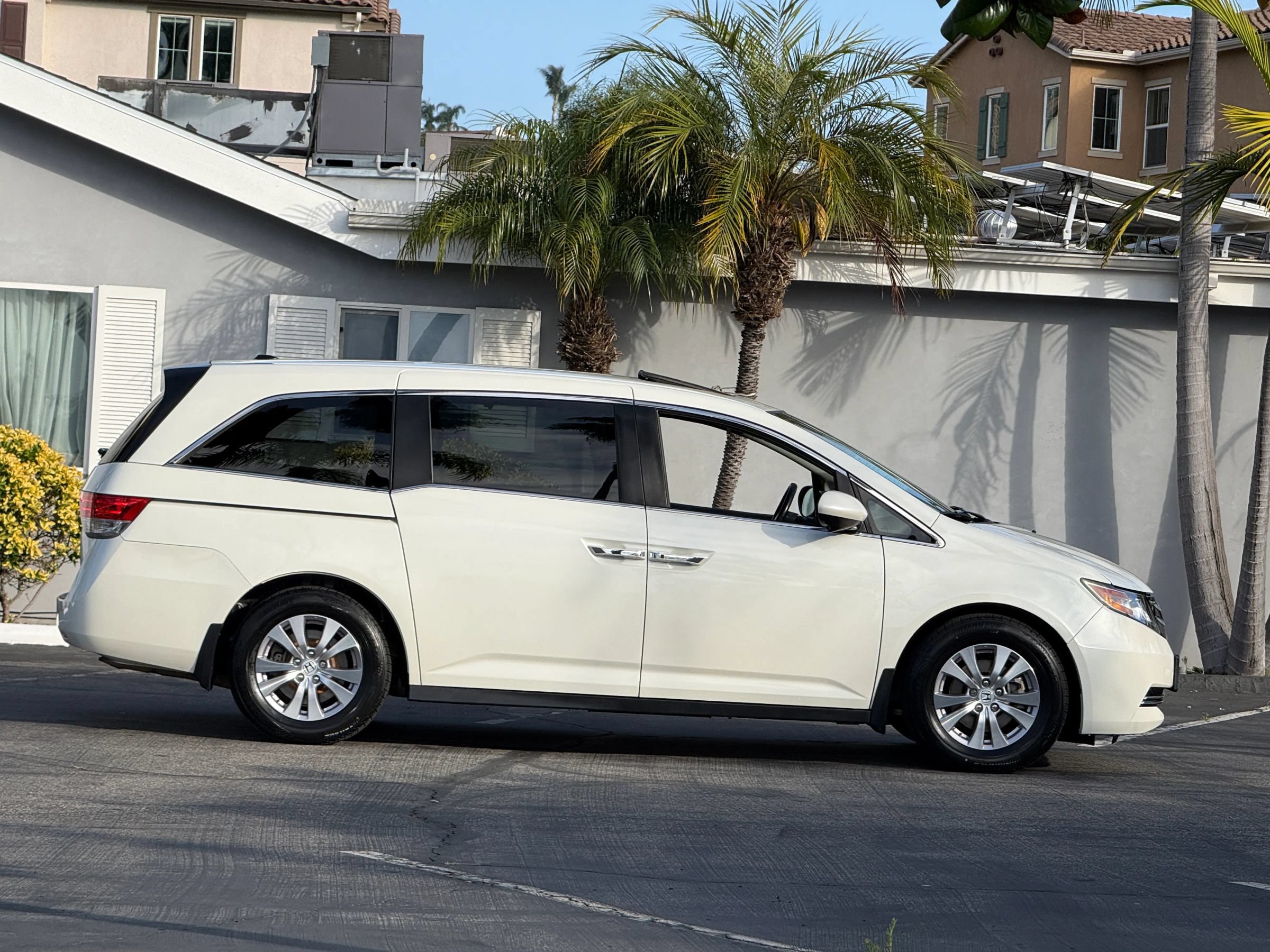 Used 2016 Honda Odyssey EX-L image 6