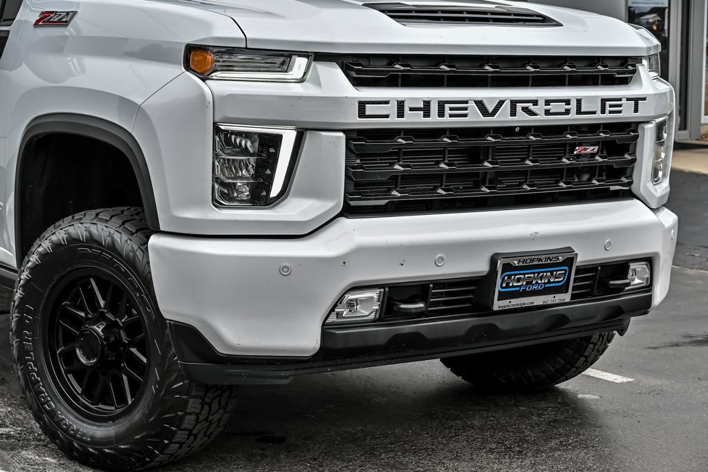 Used 2021 Chevrolet Silverado 2500 LTZ w/ LTZ Plus Package AWD/4WD image 2