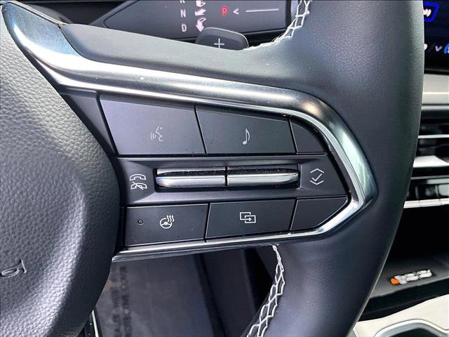 Used 2026 Chevrolet Traverse LT FWD image 20