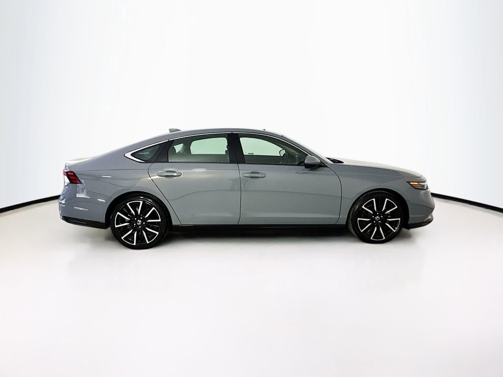 Used 2023 Honda Accord Touring image 10