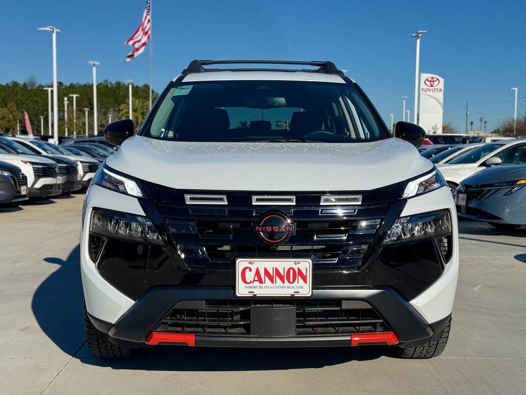 Used 2025 Nissan Rogue SV w/ Rock Creek Premium Package image 4