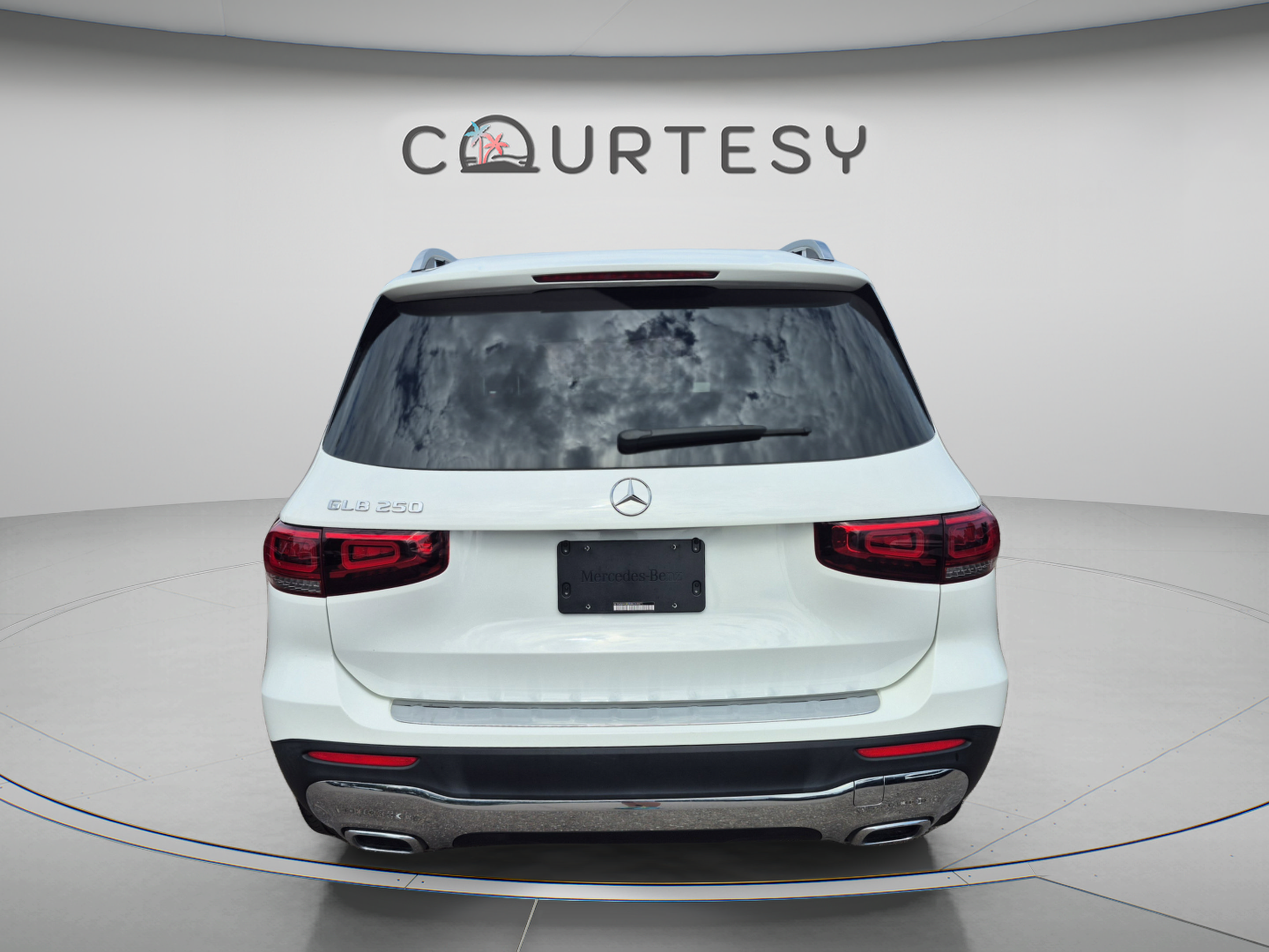 Used 2022 Mercedes-Benz GLB 250 image 6