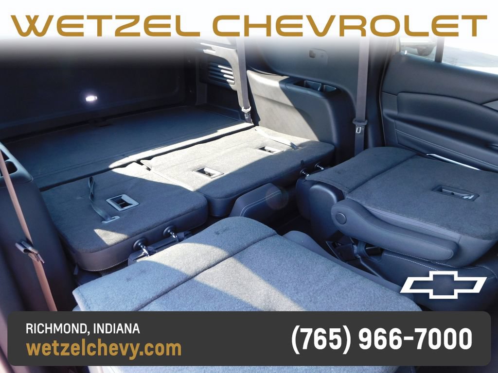 New 2027 Chevrolet Traverse LT FWD image 28