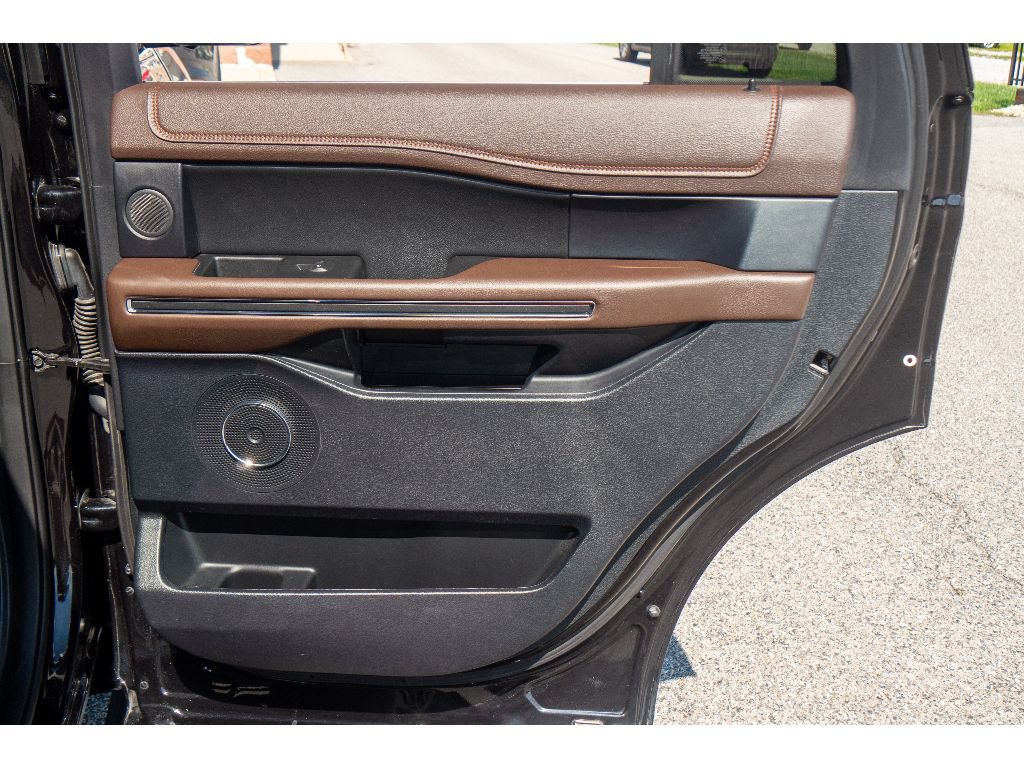 Used 2020 Ford Expedition King Ranch AWD/4WD image 24